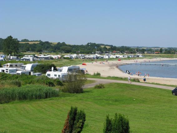 Vikaer Strand Camping & Cottages Diernæs Exterior foto